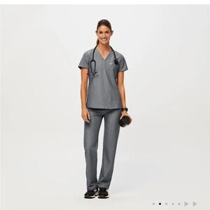 Figs Gray Scrub set graphite